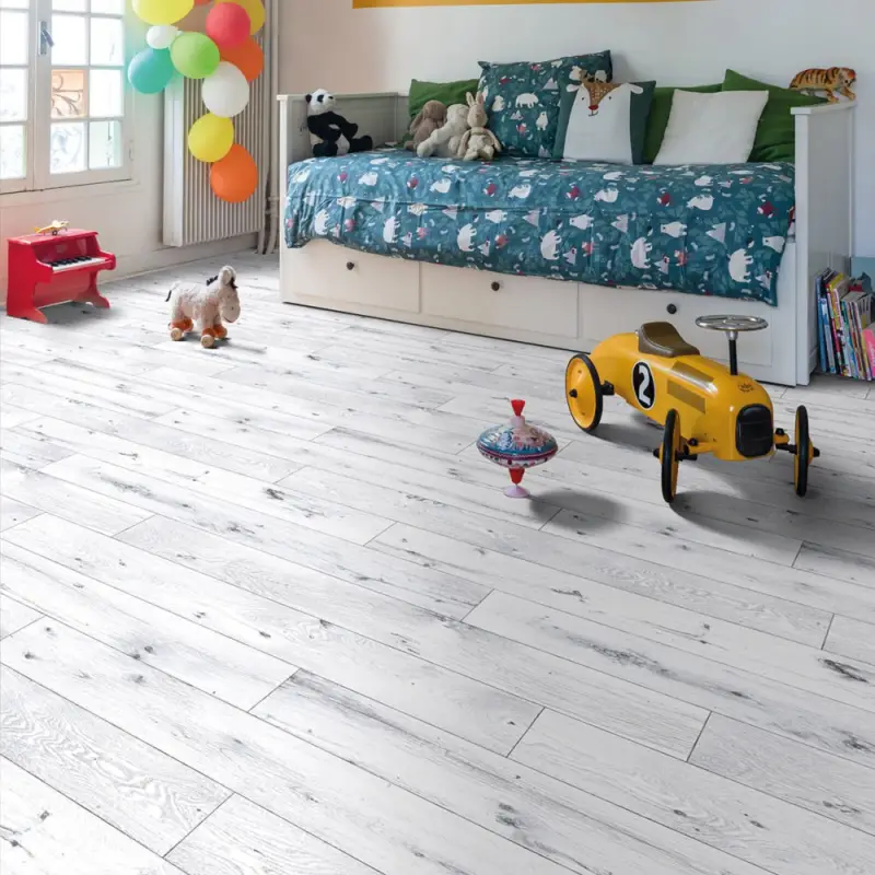 Olcsóbb Klauza fahatású fehér PVC padló tekercses vinyl 2 m és 4 m széles